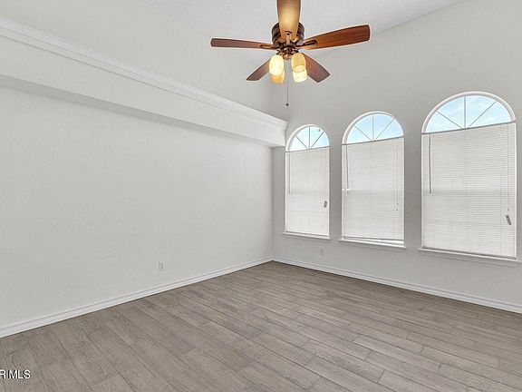 4th image of 1452 Amstater Cir