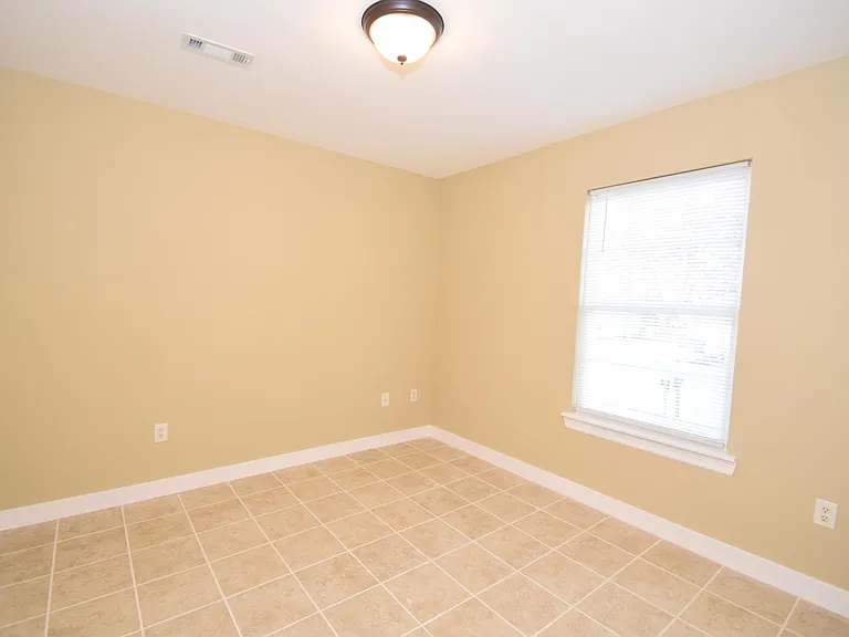 2305 SW Choctaw St — Photo 18