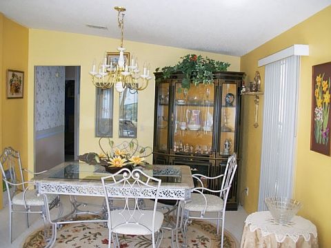 4th image of 5463 San Luis Dr