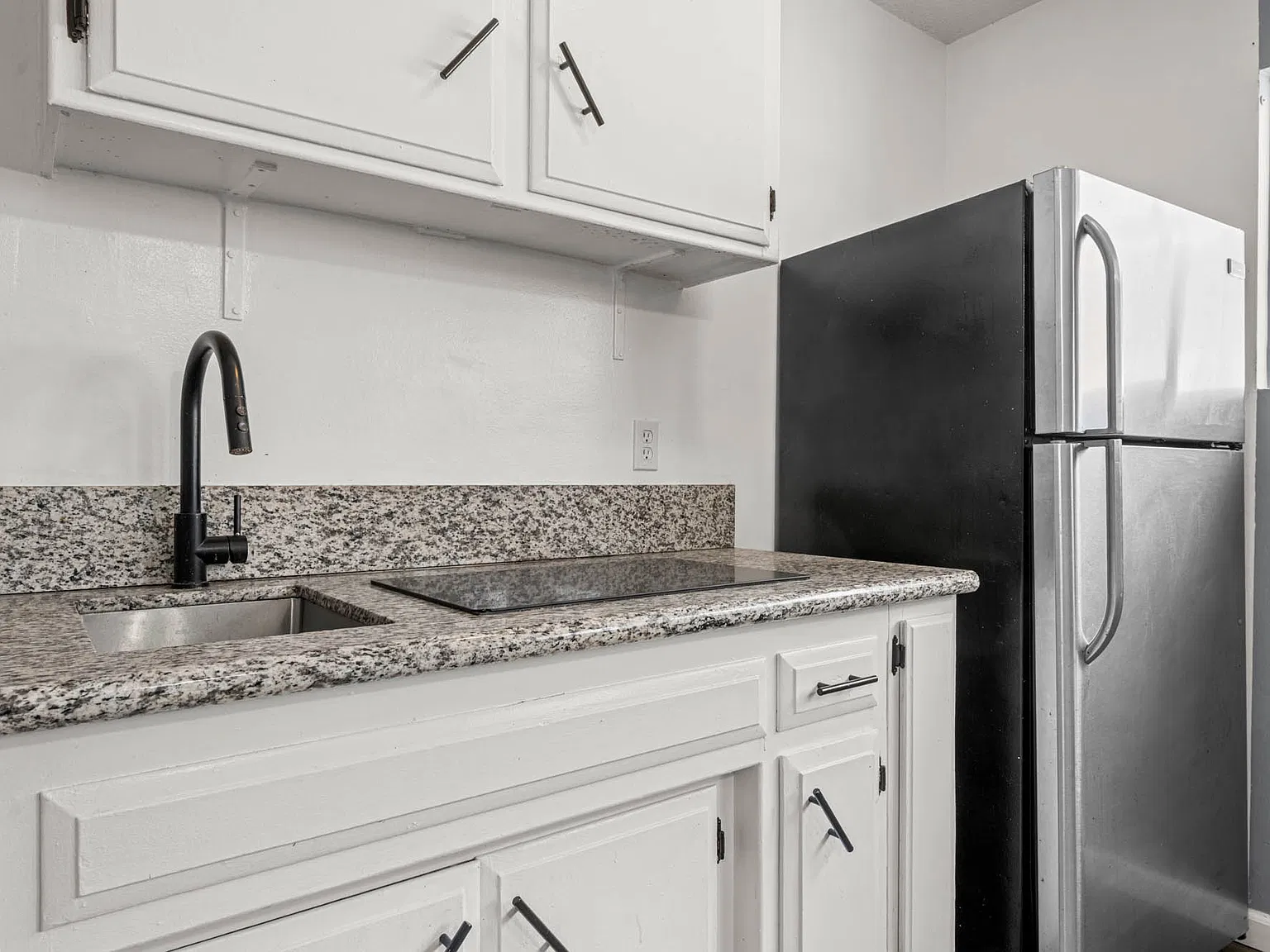 5525 Virginia Ave — Photo 3