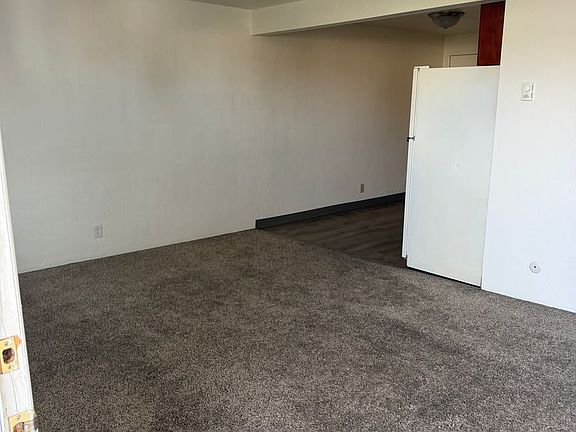 3rd image of 1813 M St APT 6