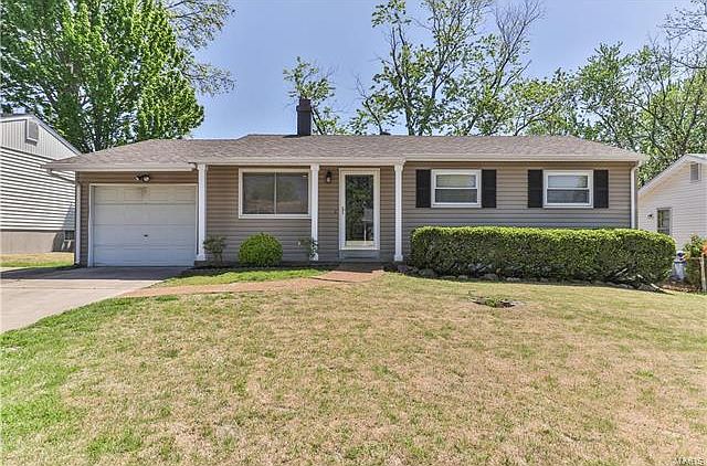 1st image of 12028 Colonial Dr