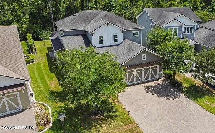 4 bed, 3.0 bath, 3182 sqft, $4,200 — Photo 3