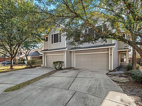 3rd image of 20207 Arbolada Green Ct