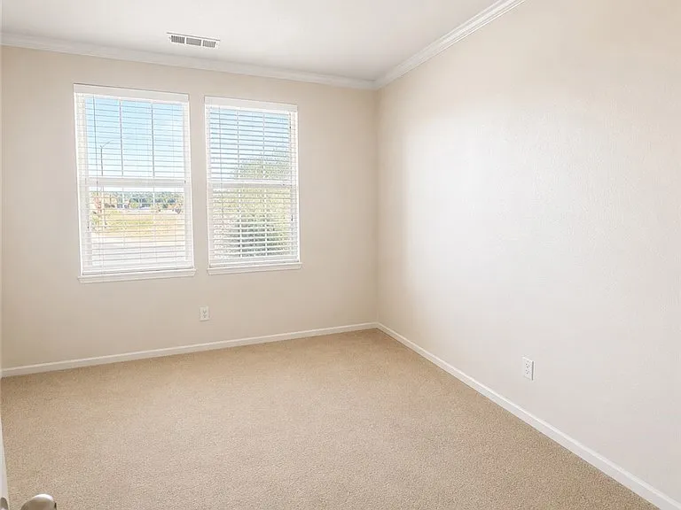 1695 Larkspur Ln — Photo 19