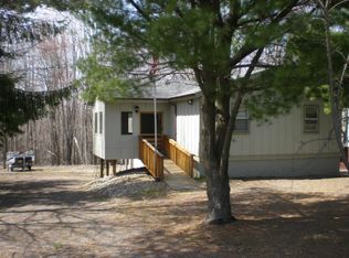 1957 Grandview Dr, Lake Ariel, PA 18436