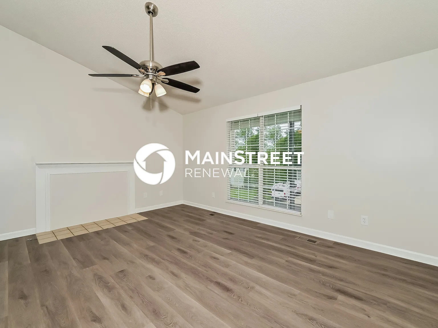 1443 Carrie Belle Dr — Photo 2