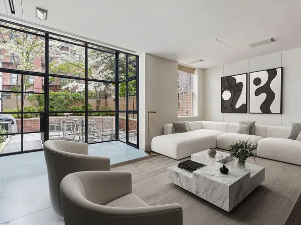 83 Jane St, New York, NY 10014