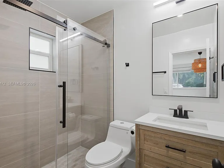 14325 NE 8th Ave — Photo 18