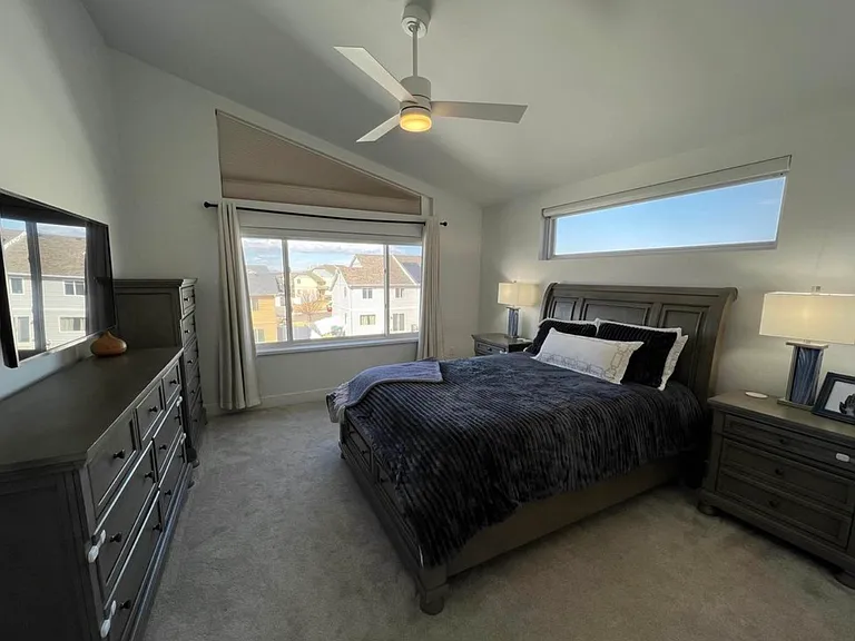 4100 Red Feather Trl — Photo 6