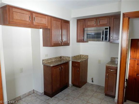 5th image of 3606 Germaine Ave