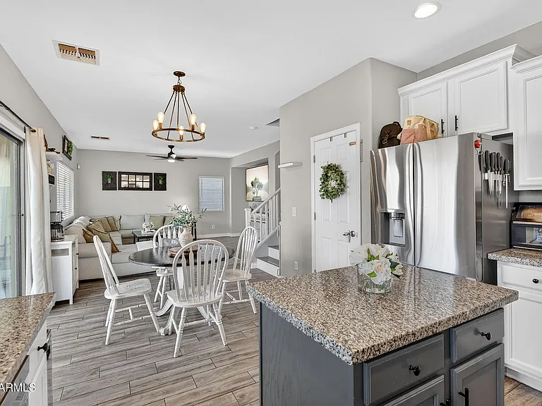 118 W Dragon Tree Ave — Photo 16