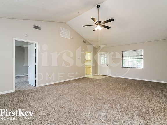 2nd image of 122 Kinstle Hill Dr
