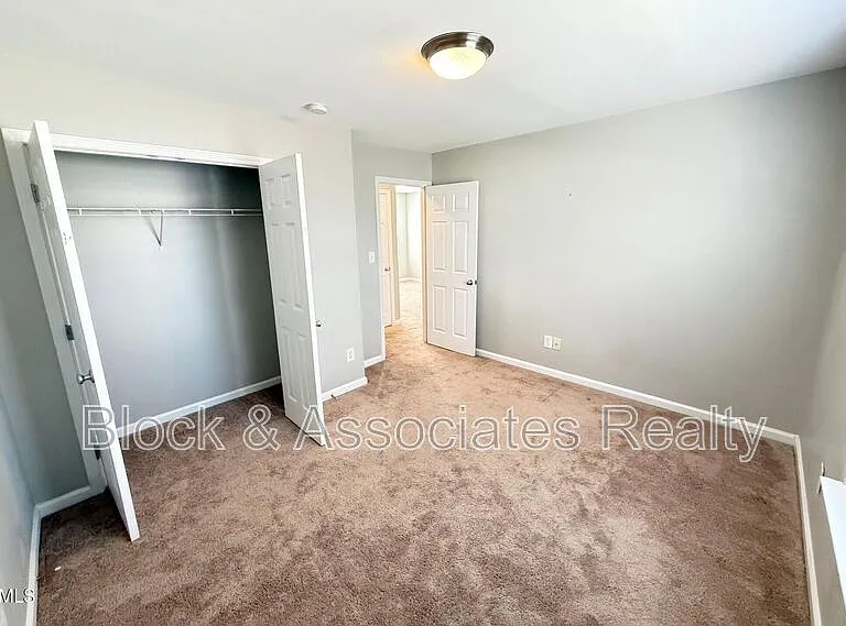 420 Cline Falls Dr — Photo 21
