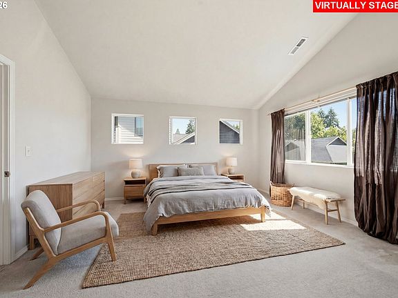 4th image of 2318 NE 80th St