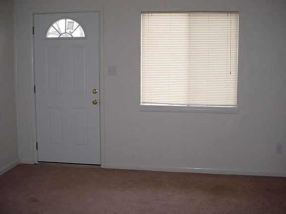 4th image of 4031 NW Lindy Ave