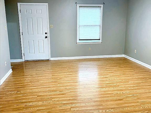 2nd image of 118 Lorraine Ave #A