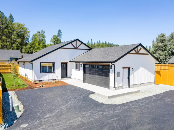 2716 Denton Trl, Grants Pass, OR 97527