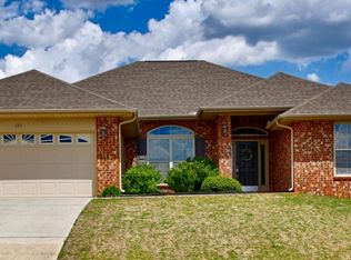 121 Bridge Crest Dr, Harvest, AL 35749