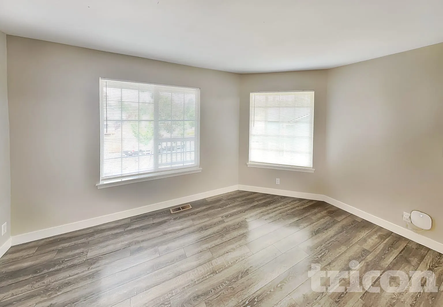 2943 Lowren Loop Port Orchard WA — Photo 2