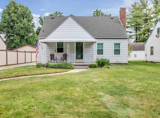 17742 Bulla Rd, South Bend, IN 46635