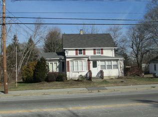 348 W Shore Rd, Warwick, RI 02889