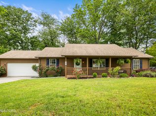 1203 Ridge Rd, Maryville, TN 37803