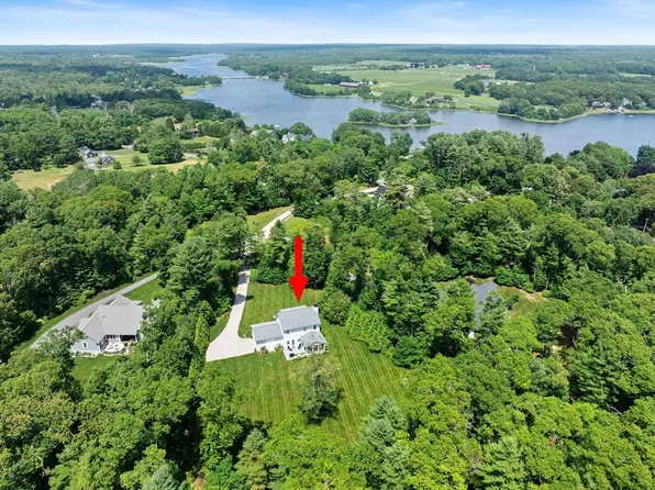 14 Upland Trl, Westport, MA 02790