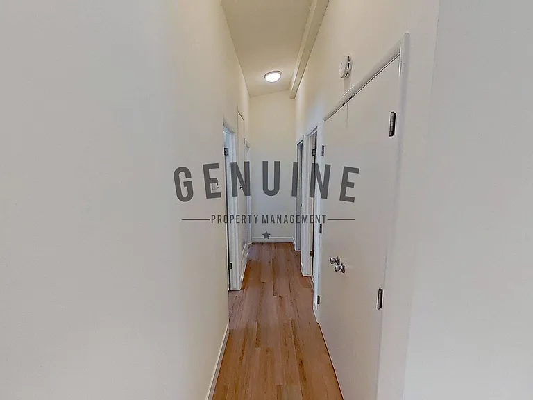 1008 England St — Photo 11