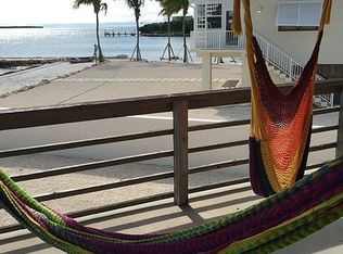 32 E Beach Rd, Tavernier, FL 33070