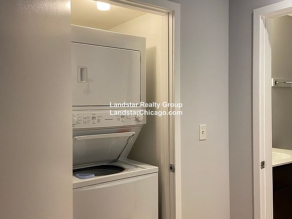 3rd image of 125 E 21st St APT 415