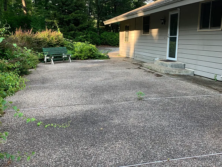 31 Woodvue Rd — Photo 13