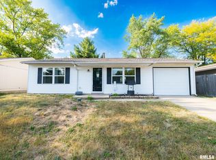 3925 W Creighton Ter, Peoria, IL 61615