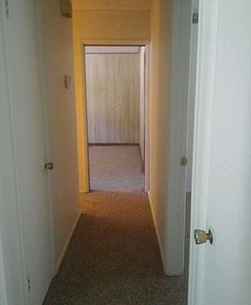 5th image of 211 S 185th Ave E