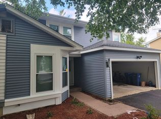 1718 Westbridge Ct, Schaumburg, IL 60194