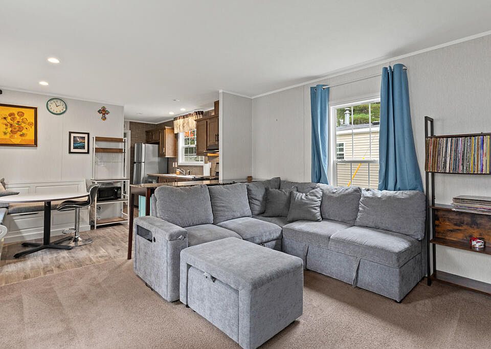 1st image of 24 Primrose Lane