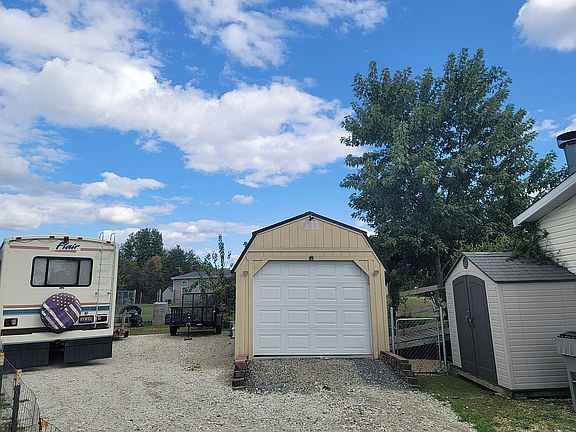 Driveway to garage
