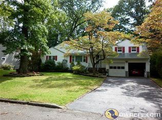 29 Orange Pl, Wayne, NJ 07470