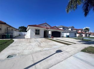 16147 SW 66th Ter, Miami, FL 33193