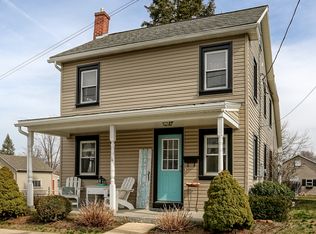 16 N Jackson St, Strasburg, PA 17579
