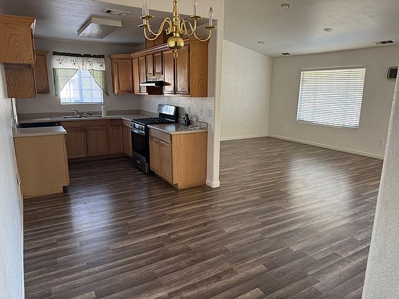 5th image of 283 Morey Ave