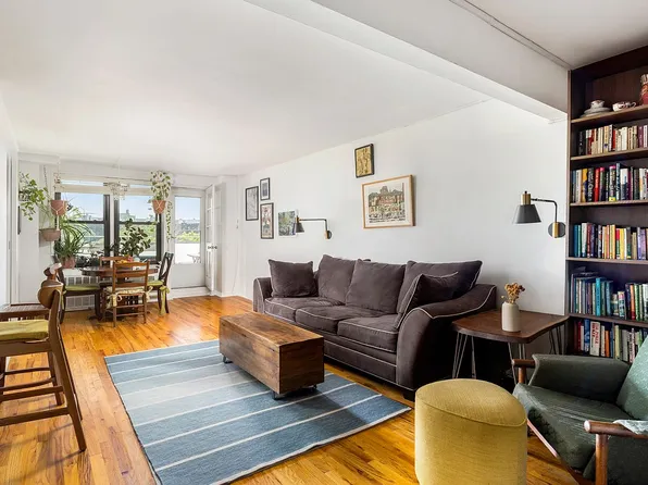 350 Ocean Pkwy APT 4d, Brooklyn, NY 11218