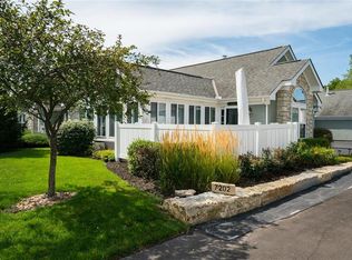 7202 Meadow View St, Shawnee, KS 66227