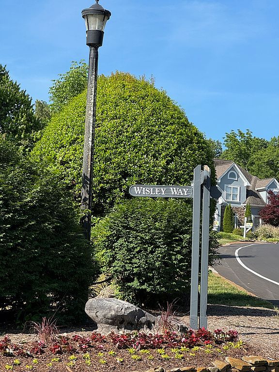209 Wisley Way - Property Image