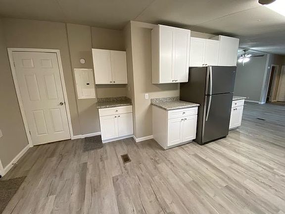 4th image of 5562 Bantola Dr