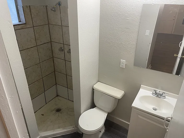 148 Gifford St #2 — Photo 7