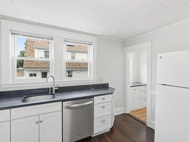 45 Adams St #45 — Photo 11