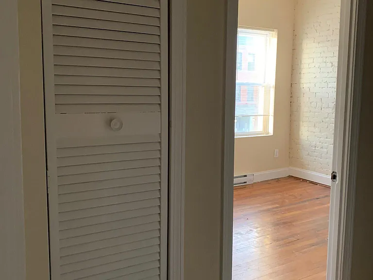 896 Huntington Ave #7 — Photo 7