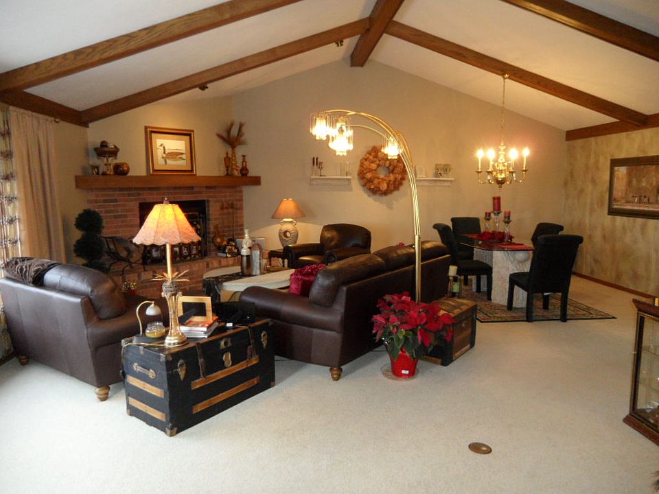 1st image of 3715 S Briar Path