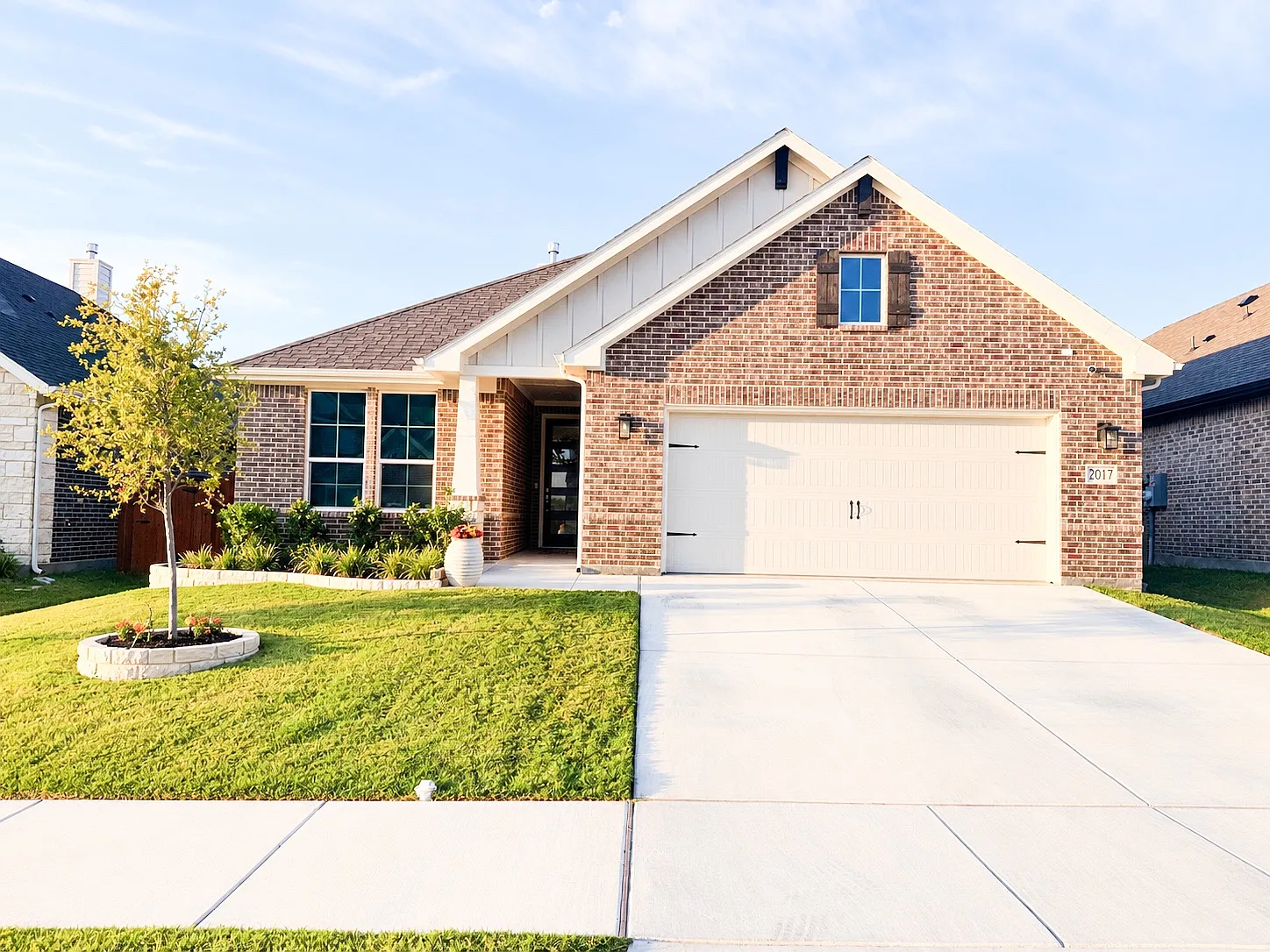4 bed, 1953 sqft, $3,000 — Photo 1